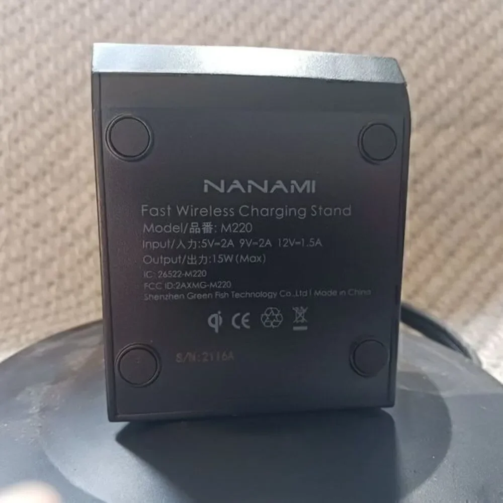 Nanami Qi Certified Wireless Charging Stand